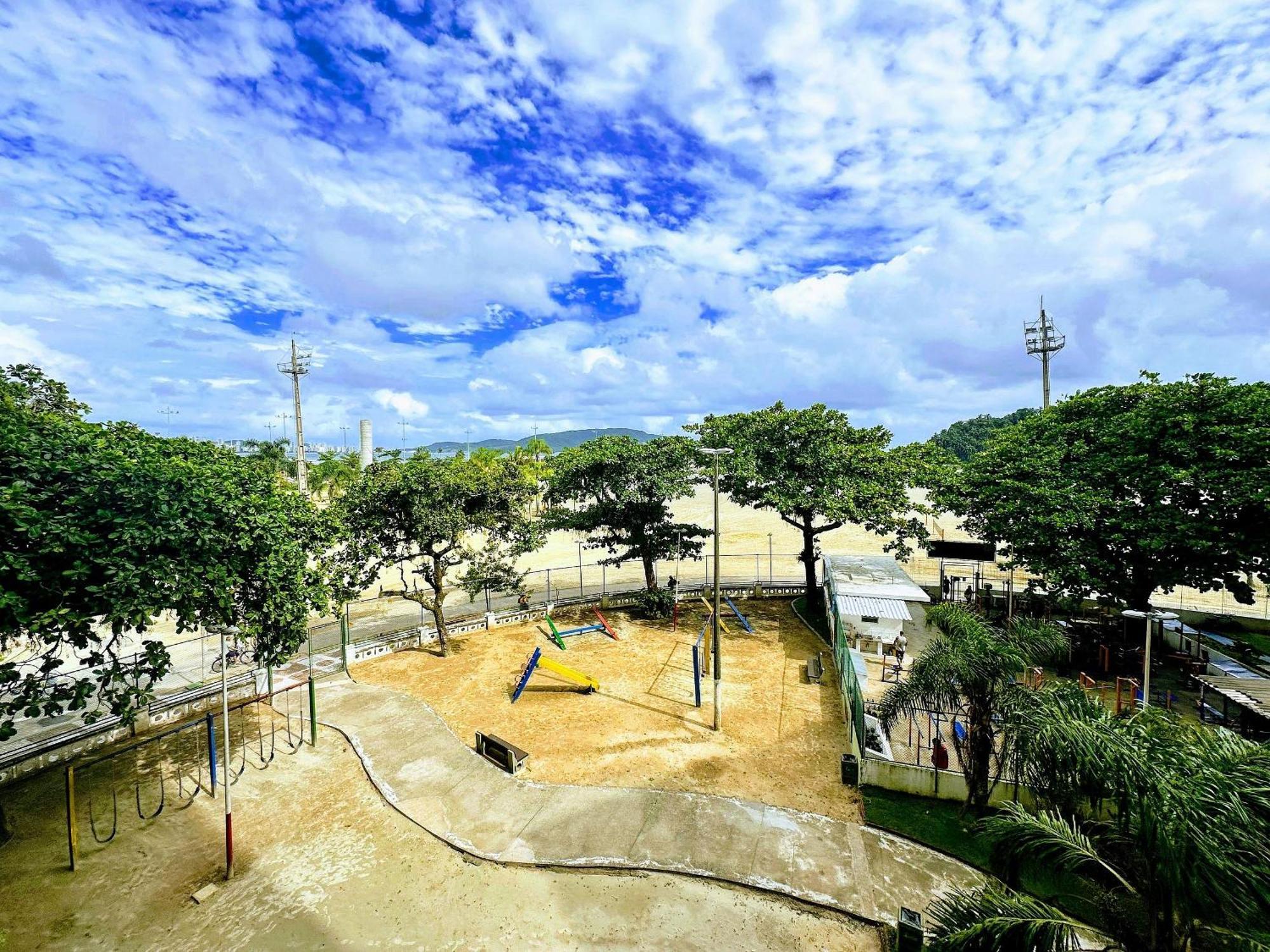 Ap Pe Na Areia Vista Parcial Mar Apartment Santos  Bagian luar foto